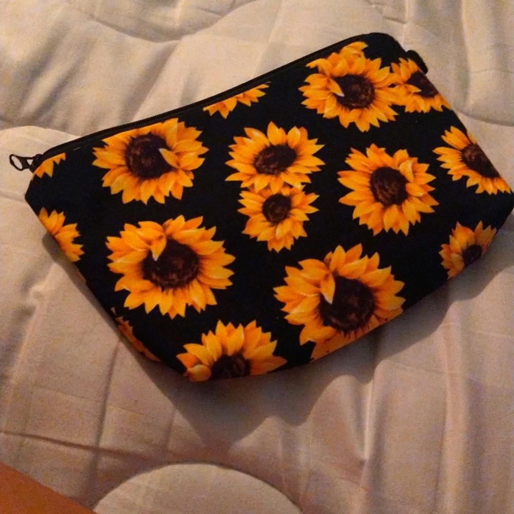 Hand bag